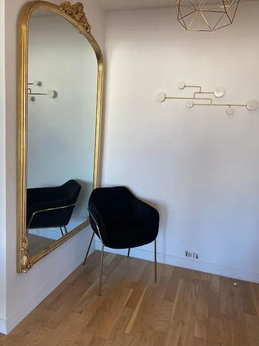 Le 7Eme Ciel Apartment Paris